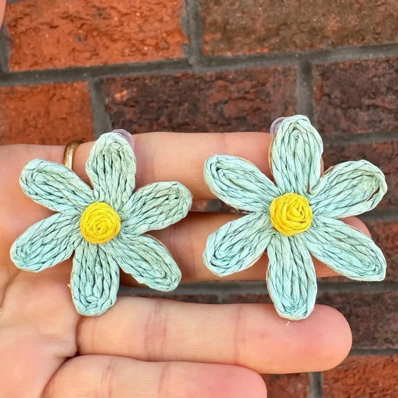 Lalita Boho Raffia Flower Earrings - Picture 9 of 9